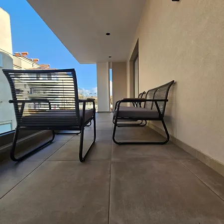 Apartament Ethereal Residences 1 *